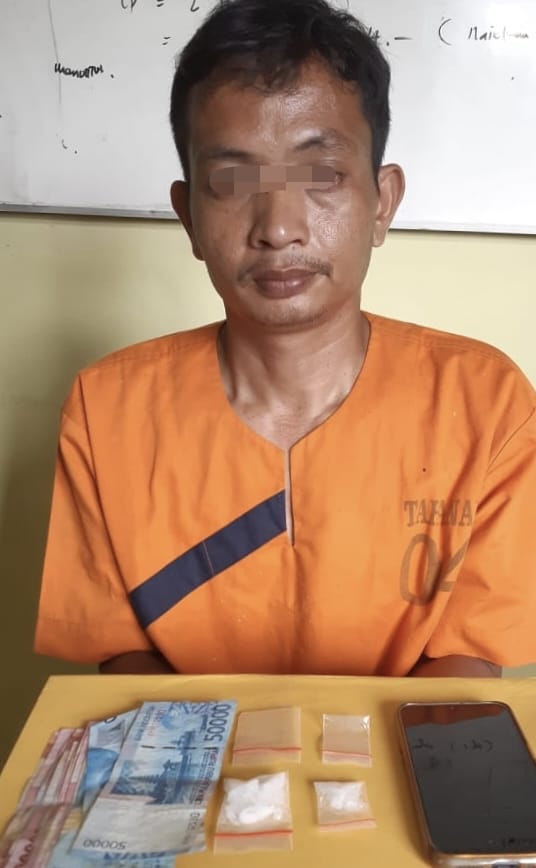 Antarkan Pesanan Shabu, Warga Lirik Ditangkap Polsek Kuala Cenaku