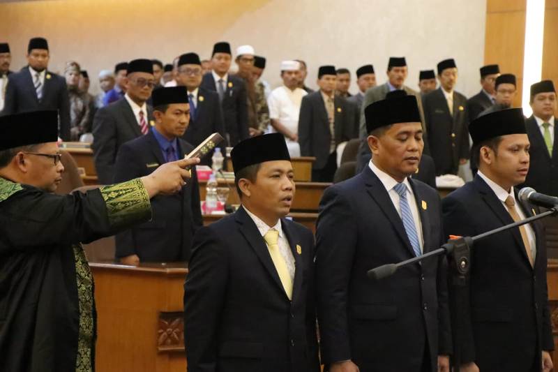 Azmi Berharap Dukungan Semua Anggota DPRD Siak Untuk Jalankan Tri Fungsi