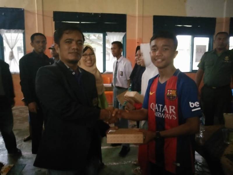 PWI Goes to School di SMA 1 Sungai Apit Siak, Penyebar Hoax Bisa Dipenjara Enam Tahun