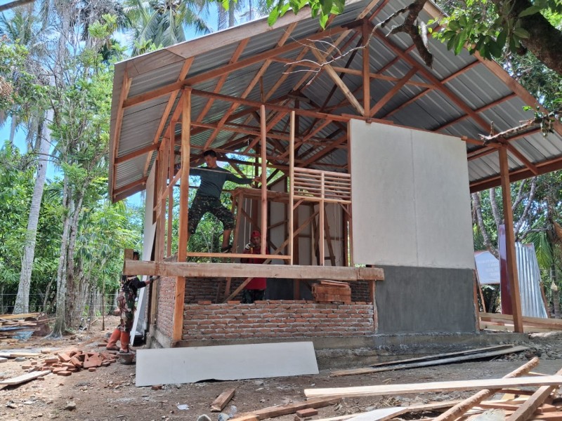 Sasaran 5 TMMD ke-129, Rehab Rumah Ibu Rabunmah Amin Capai 45 Persen