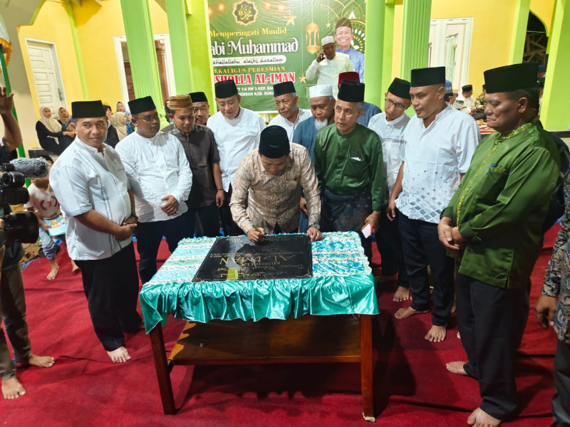 Plt Bupati Rohil Resmikan Musholla di Bagan Batu, Singgung Jabatan Dirinya Berakhir 10 Februari 2025