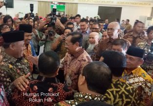 Plt. Bupati Rohil Hadiri Peresmian Kantor Kejari Pekanbaru