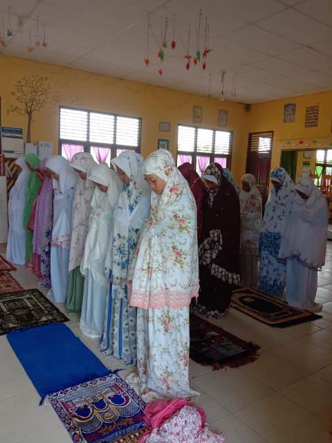 Tingkatkan Karakter dan Akhlak Siswa, SMPN 10 Gelar Pesantren Ramadhan