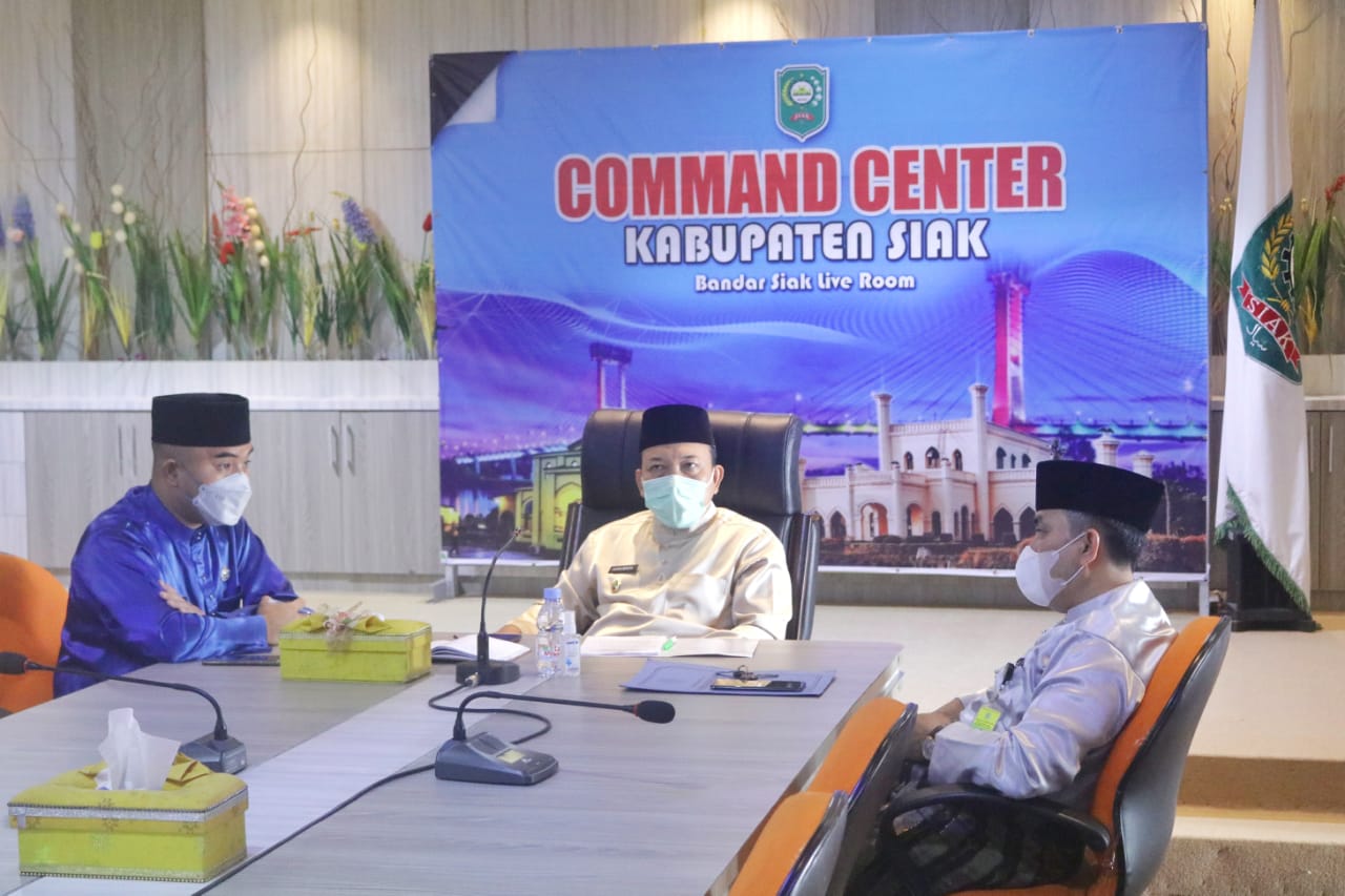 Husni Merza Ajak Warga Siak Wakafkan Sebagian Dari Harta Terbaik