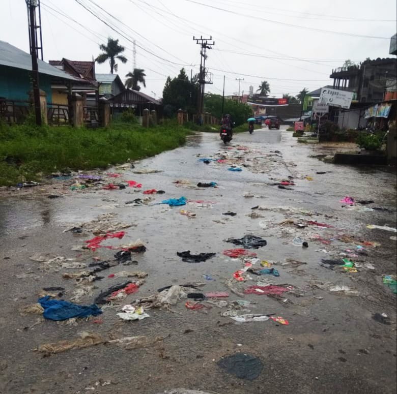 Terkait Sampah Pasar Sri Gading, M Syafaat Minta Pihak Terkait Serius Cari Solusi