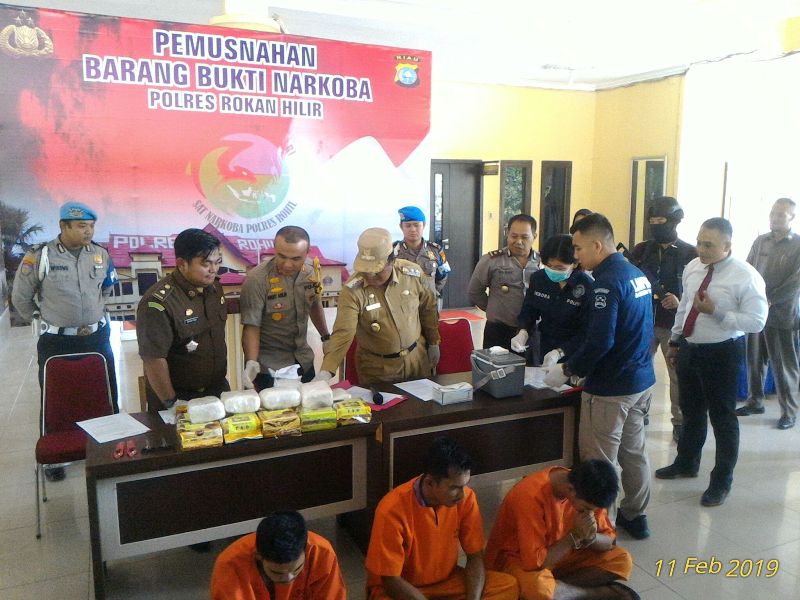 Disaksikan Labfor Mabes Polri, Polres Rokan Hilir Musnahkan BB Narkoba