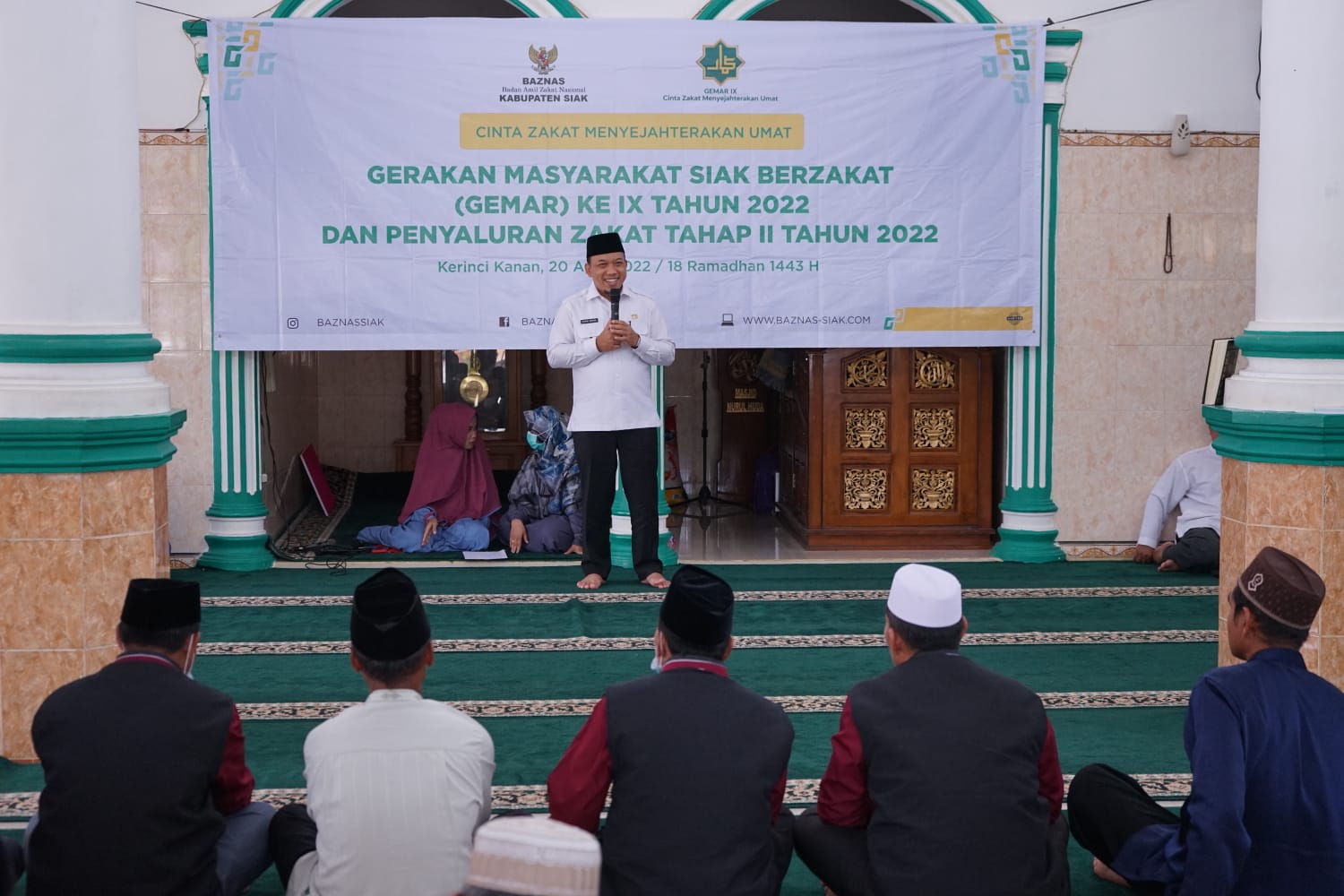 Gemar Zakat di Kecamatan Kerinci Kanan, Husni Merza Sebut, Dengan Zakat Bisa Bantu Umat