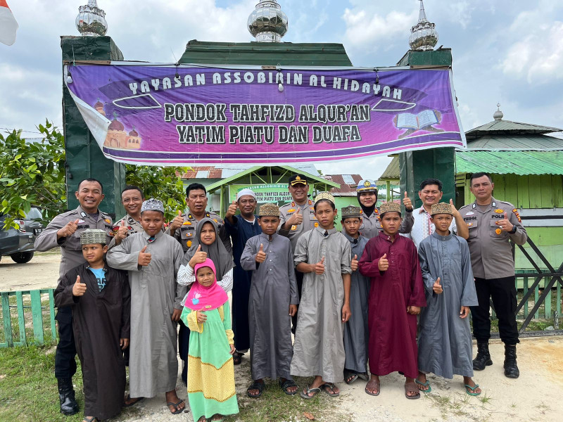 Peduli budaya Literasi, Polres Pelalawan Distribusian Buku Hingga Pelosok Kabupaten