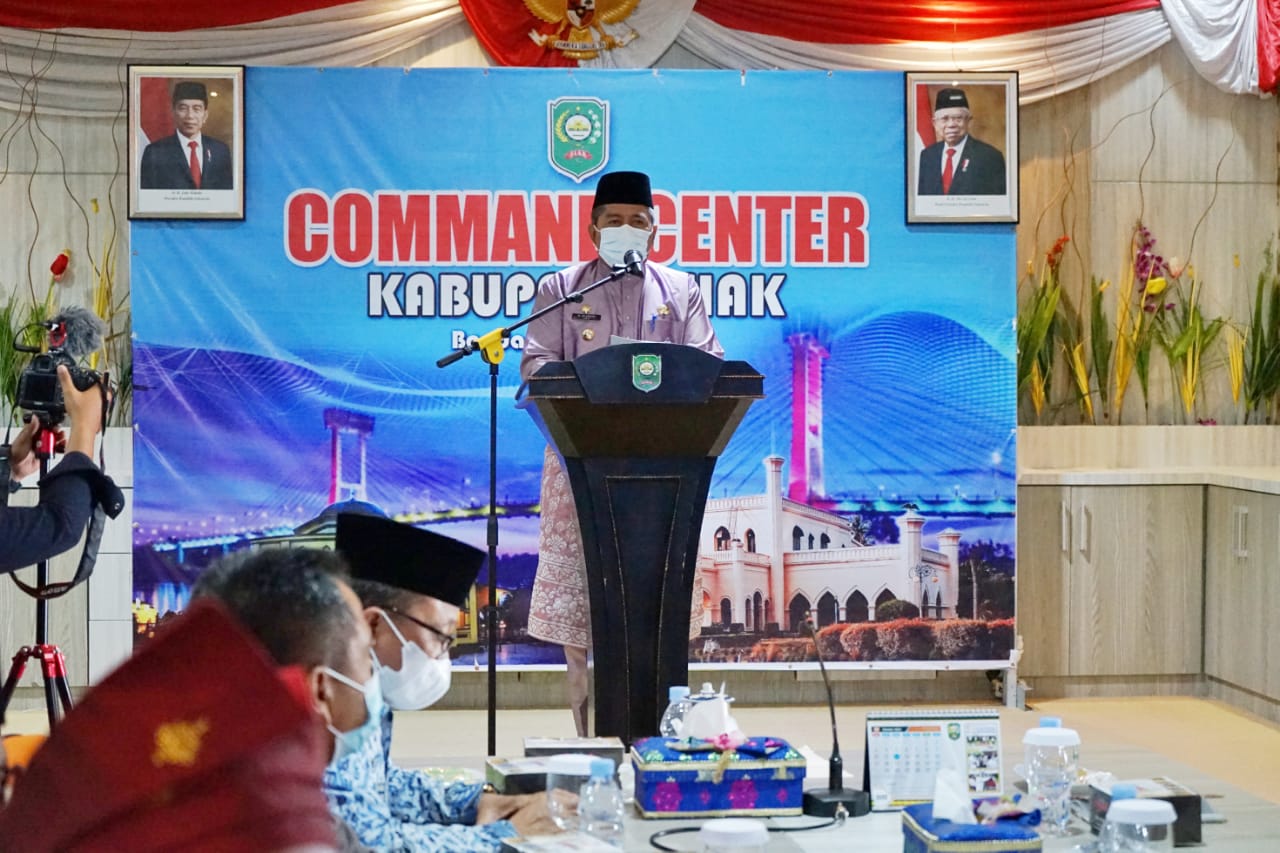 Bupati Alfedri Sampaikan RAPBD Kabupaten Siak Tahun Anggaran 2022
