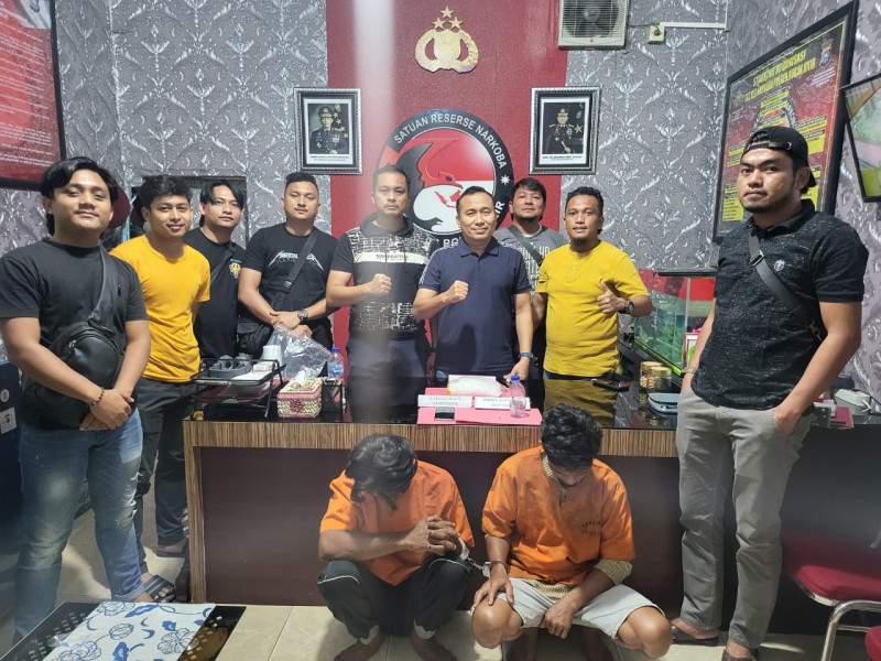 Grebek Kamar Penginapan,  Satnarkoba Polres Rohil Sita Sabu Seberat 1 Kilo Gram