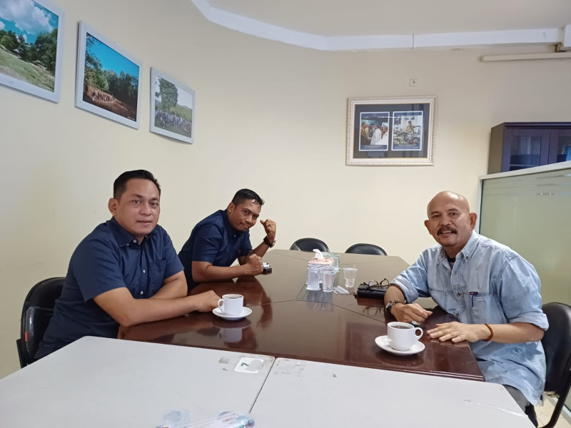 Terkait Berita Oknum Wartawan Jadi Backup Gudang CPO, Zufra Irwan : Tidak Boleh Anggota PWI Bikin Malu di Daerah