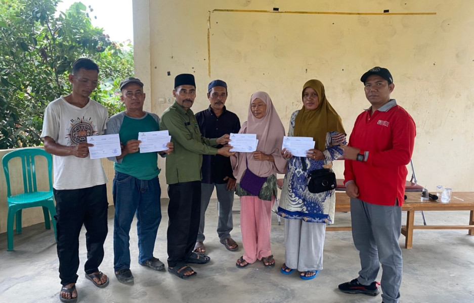 BAZNAS Pelalawan Bantu  Modal Usaha Tiga Penerima Manfaat