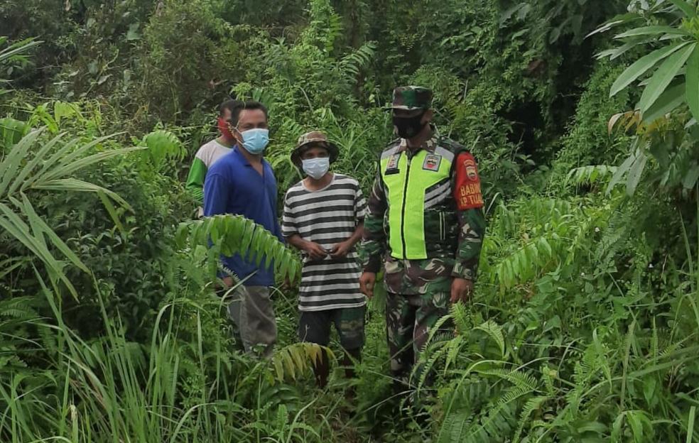 Sisir Hutan dan Lahan, Serda Sarju Bersama Warga Tidak Temukan Titik Api