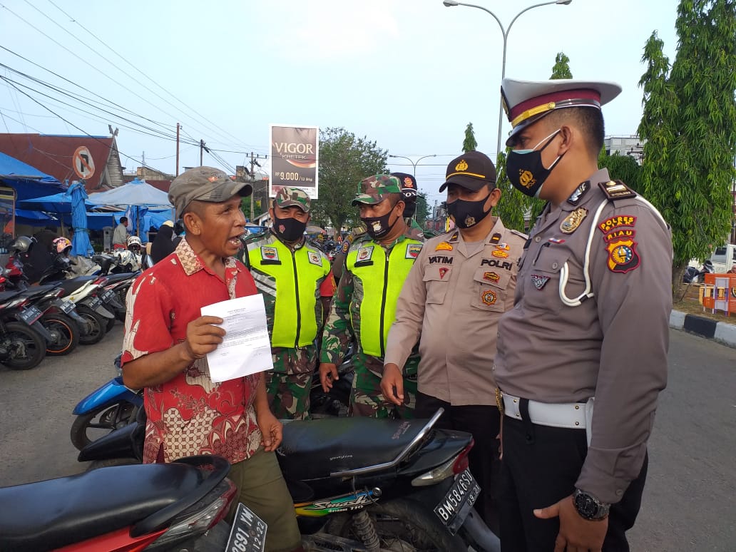 3 Warga Ditegur Karena Tidak Pakai Masker, Baharudin Angkat Bicara