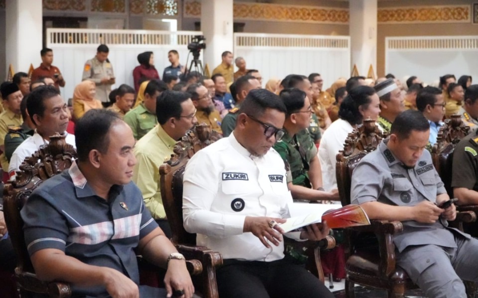 Bupati Pelalawan Paparkan Potensi Pertanian Pulau Mendol Dihadapan Mentan