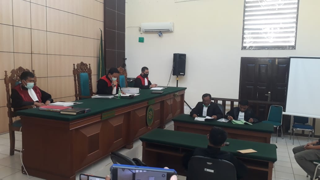 Sidang Lanjutan Kasus Karhutla Dengan Terdakwa PT Adei, PH Bacakan Esepsi Atas Dakwaan JPU