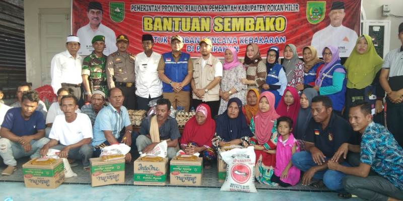 Bantuan Musibah Kebakaran di Panipahan Melalui Jalur Laut