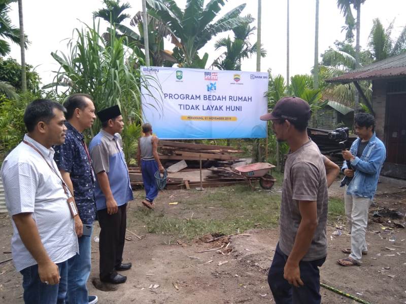 Tahap Awal, Penerima Bantuan Bedah Rumah Dari BRI Perawang, Masing-masing Terima 40 Juta