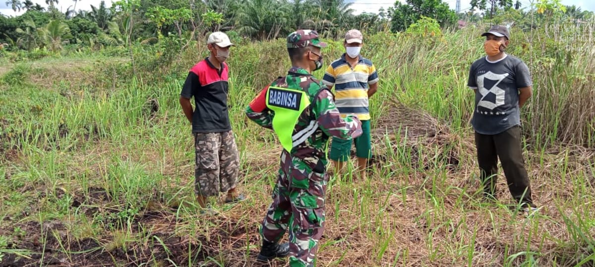 Sertu Sahabat Mendrofa Ajak Masyarakat Untuk Tidak Bakar Lahan