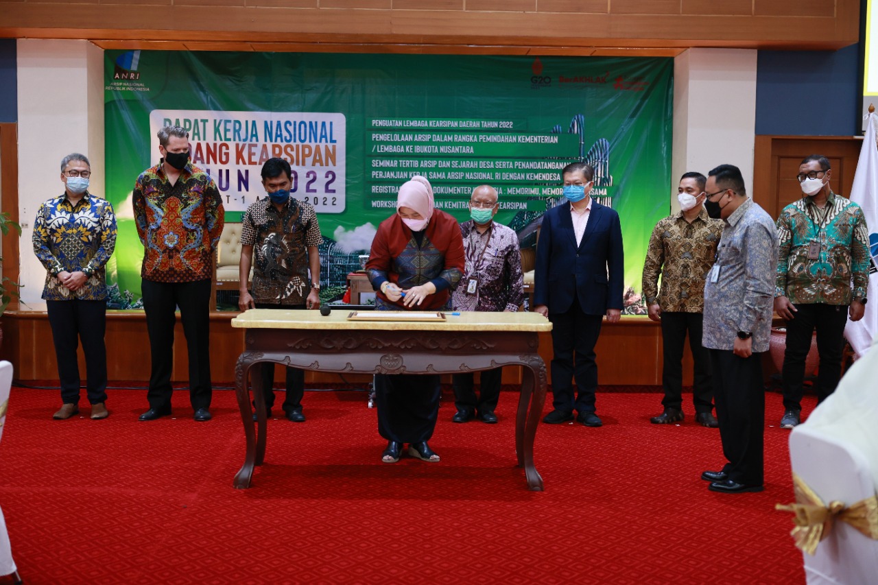 Anak Usaha Elnusa Teken Piagam Komitmen Kearsipan oleh Arsip Nasional
