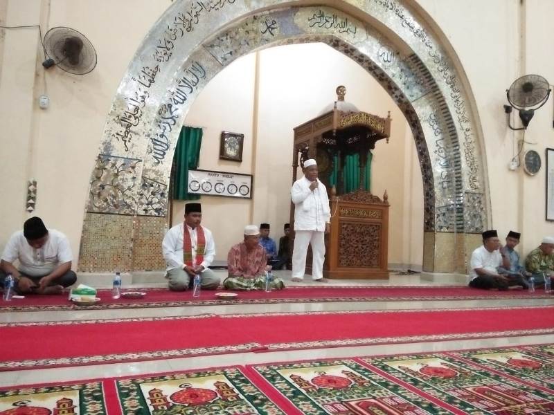 Wakil Bupati Serahkan Bantuan Operasional Masjid Al-Ikhlas Pematang Ibul