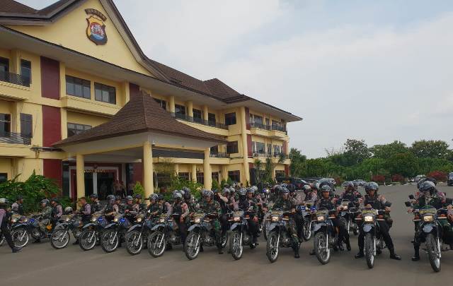 Laksanakan Patroli Gabungan, Kapolda Banten Siagakan Brimob dan Bataliyon TNI