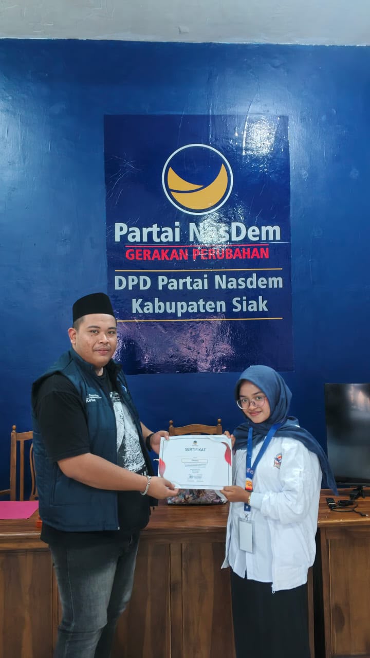 30 Siswa dan Mahasiswa Siak Ikuti RBN, Ketua Milenial Nasdem Sebut Generasi Muda Biar Tidak Apatis Terhadap Politik