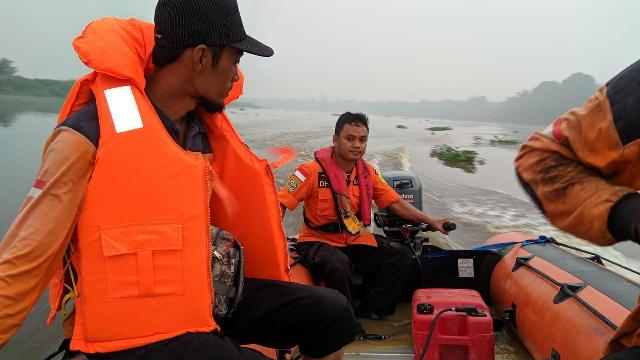 Sampan Bocor, Warga Dumai Tengelam di Sungai Rokan