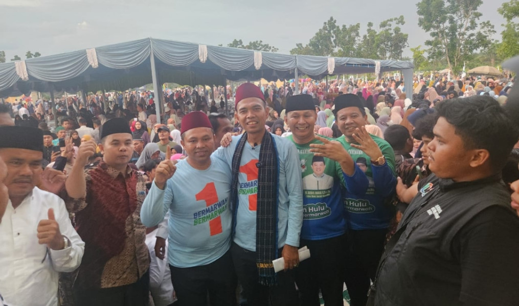 Rokan Hulu Sesak, Puluhan Ribu Padati Kampanye Cagubri Nomor 1 Abdul Wahid-SF. Hariyanto