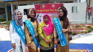 Peringati Hari Kartini, SMAN Bernas Gelar Pemilihan Miss Kartini