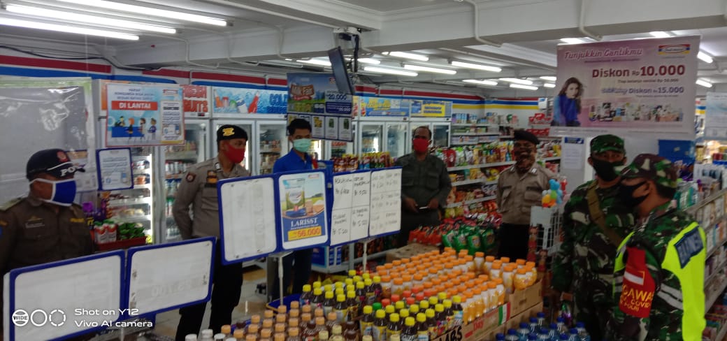 Gerai Indomaret Tak Luput Dari Penegakan Disiplin Serda Purnomo