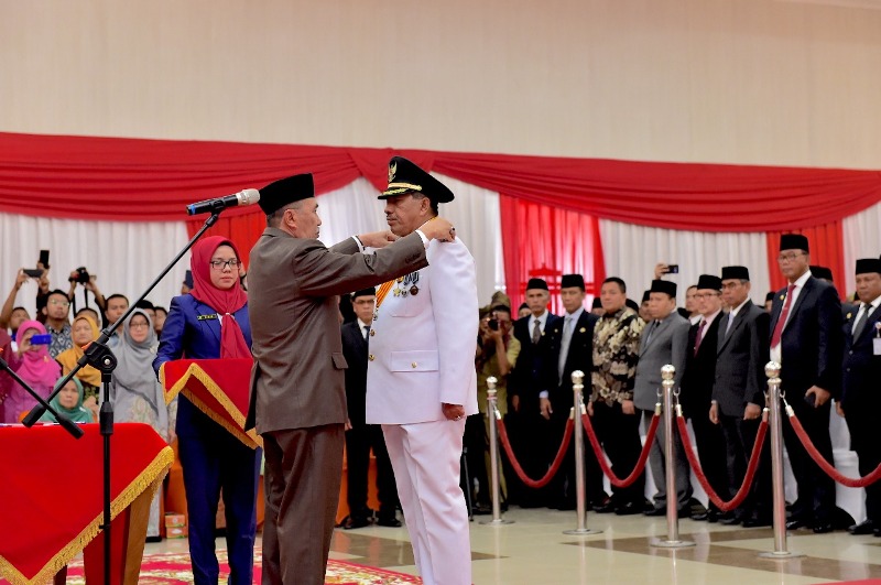 Alfedri, Si Bocah Penjala Ikan Kini Jadi Bupati Siak