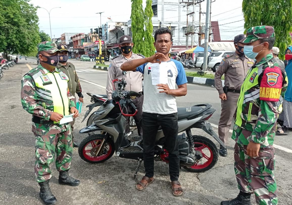 Tak Pakai Masker, 3 Warga Tualang Terjaring Operasi Yustisi