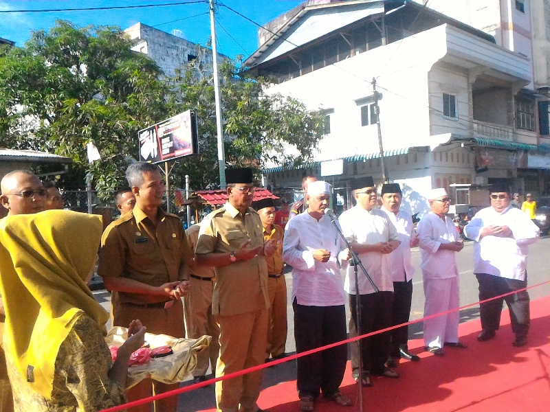 Resmikan Pasar Ramadhan, Bupati Suyatno Do'akan Pedagang Dilimpahkan Rezeki