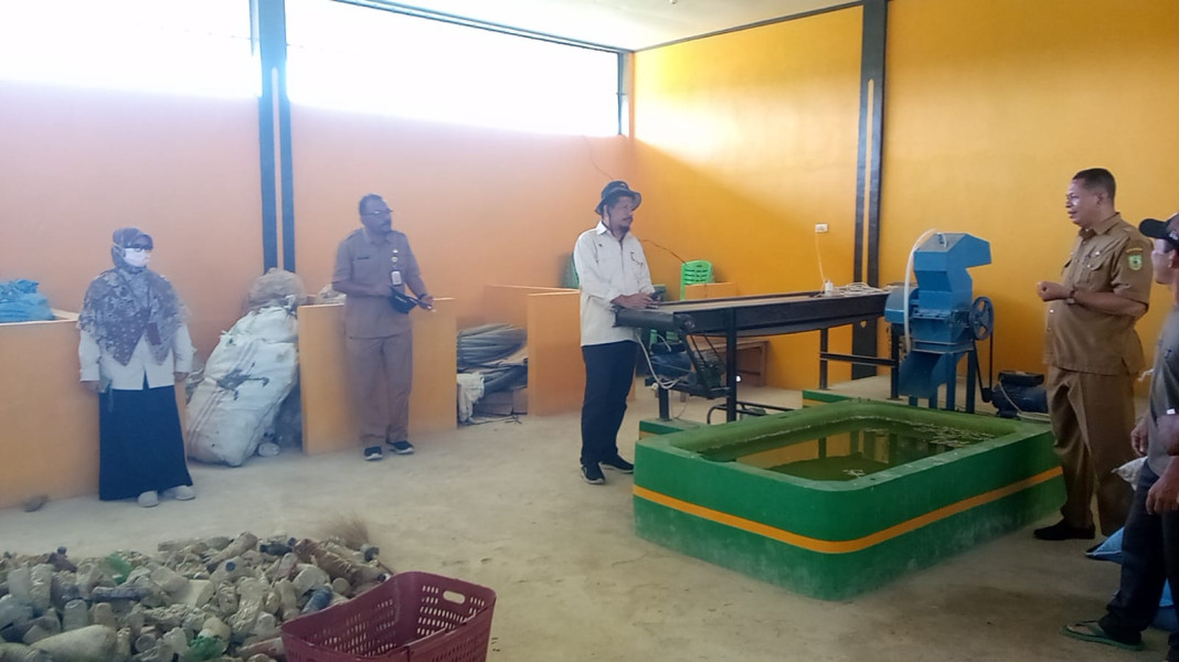 Sistem Pengelola Sampah , DLH Rohil Luncurkan Aplikasi Digital 'Apokesah '