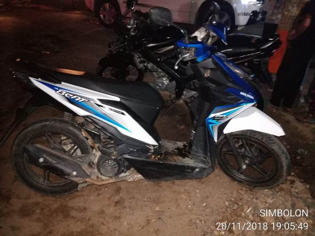 Menyalib Mobil Didepan, Dua Sepeda Motor Alami Laka Lantas, Satu Pengendara Meninggal Dunia