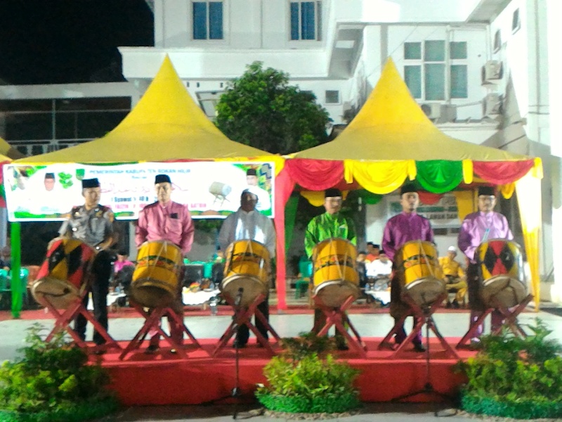 Bupati Suyatno Melepas Pawai Takbir Idul Fitri