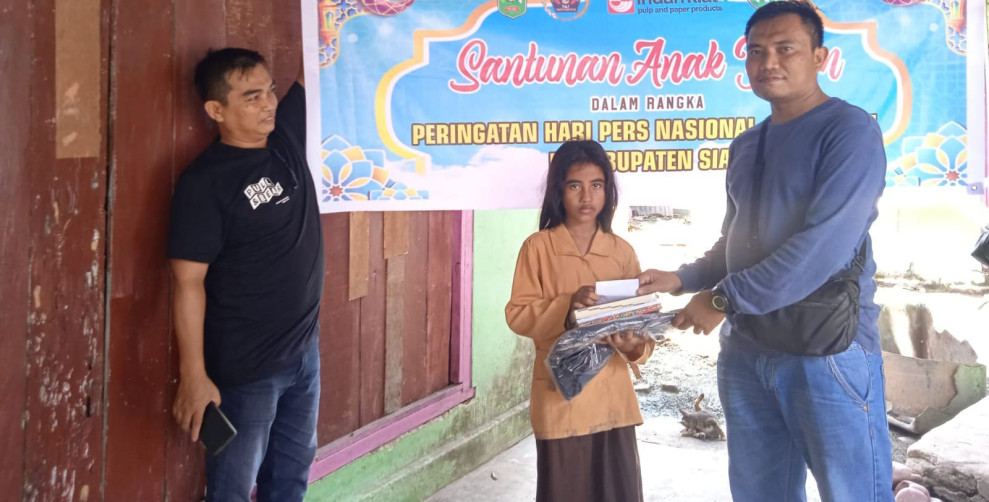 Peringati HPN, PWI Siak Santuni Anak Yatim