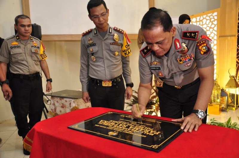 Menuju Zona Integritas, Kapolda Riau Resmikan Gedung SPKT Dan Mall Parama Satwika Polres Pelalawan