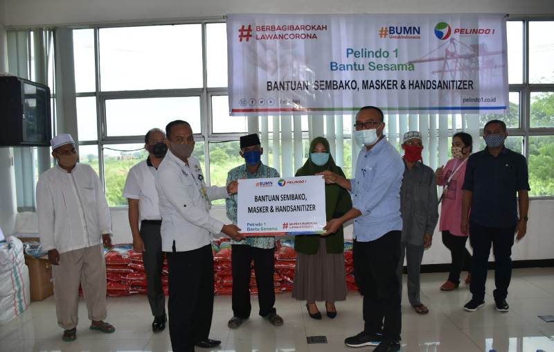 Pelindo I Berikan Bantuan APD dan Sembako di Tualang