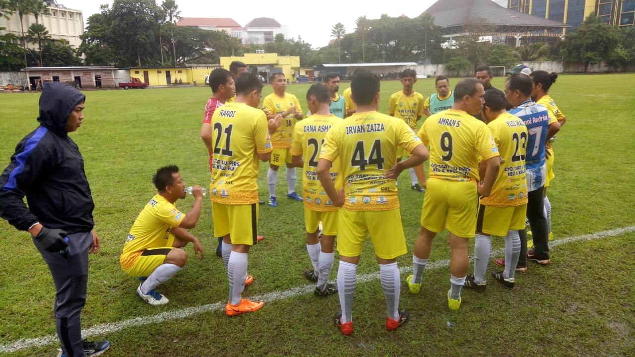 Porwanas XIII, Tim Sepakbola dan Futsal PWI Riau Hanya Berhasil Sumbang Medali Perunggu