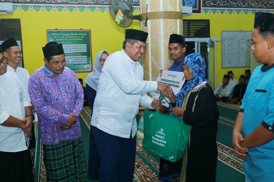 Pemda Siak kembali Gelar Safari Ramadan Perdana Di Sabak Auh, Bupati Alfedri : Momentum Remadhan Dekat Diri Kepada Allah SWT
