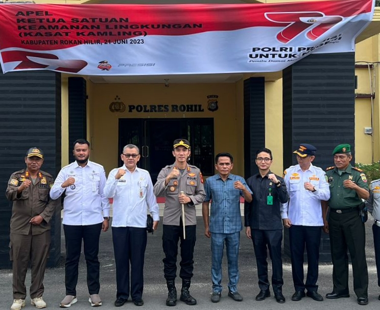 Jelang Pemilu 2024, Ketua DPRD Maston Hadiri Apel Kasat Kamling di Polres Rohil