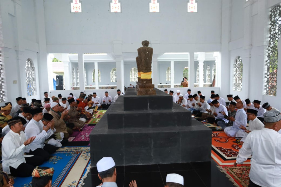 Ziarah Makam Sultan Siak, Alfedri : Bentuk Ucapan Terimakasih dan Doa Atas Jasa Para Sultan Siak