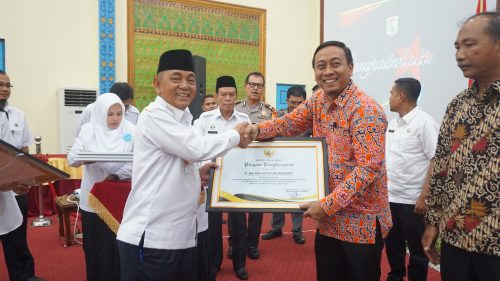 RAPP Mendapatkan Piagam Penghargaan Dari Bupati Pelalawan