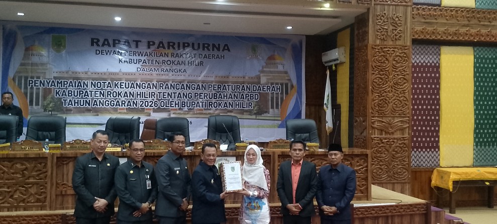 Pandangan Umum Fraksi , 8 Fraksi DPRD Rohil Tanggapi RAPBD Perubahan 2026