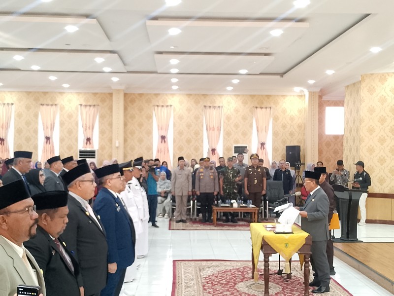 Perkuat Kinerja Birokrasi , Bupati Bistamam lantik Pejabat Eselon II