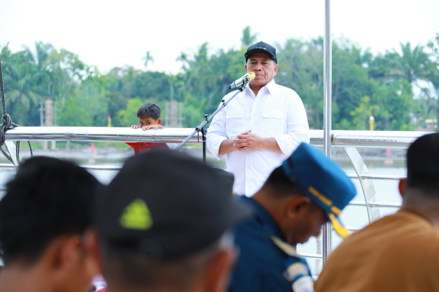 44 Tim Siap Arungi Sungai Siak Lomba Dayung Tradisional
