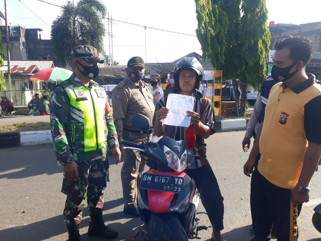 Pengendara Ditegur, 3 Masyarakat Tualang Buat Pernyataan