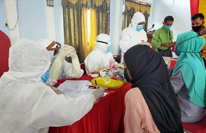 Pastikan Aman Dari Penyebaran Covid-19 Pada Pilkada Mendatang, PPDP Kecamatan Mempura Dirapid Test